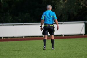referee-back-view
